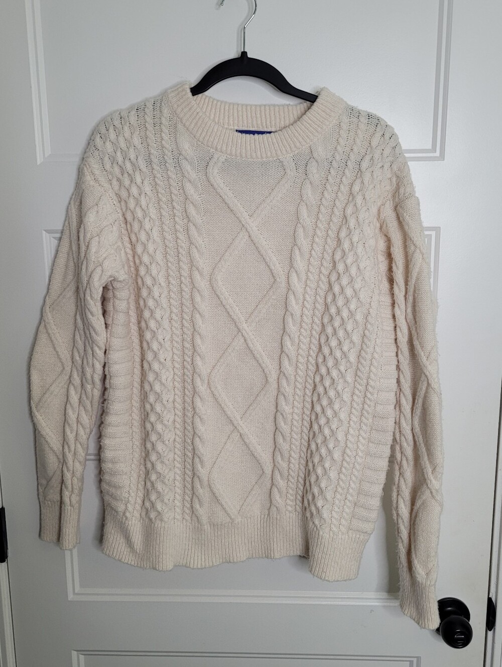 cream Aelfric Eden Retro 90s Cable Knit Sweater Size S